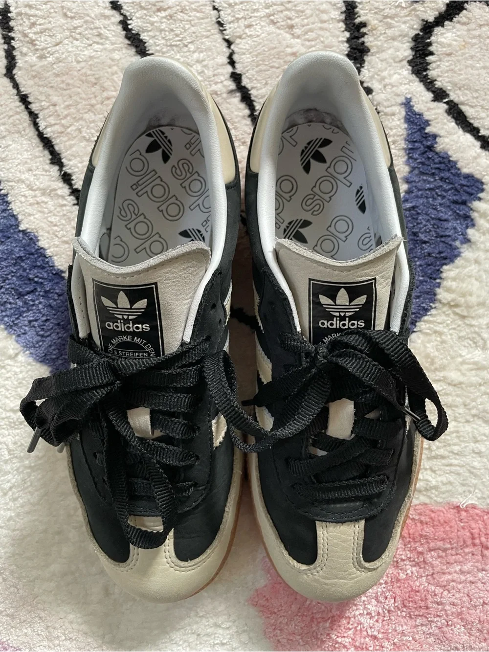 Adidas Samba OG Core Black / Wonder White / Silver Metallic Women's US 6